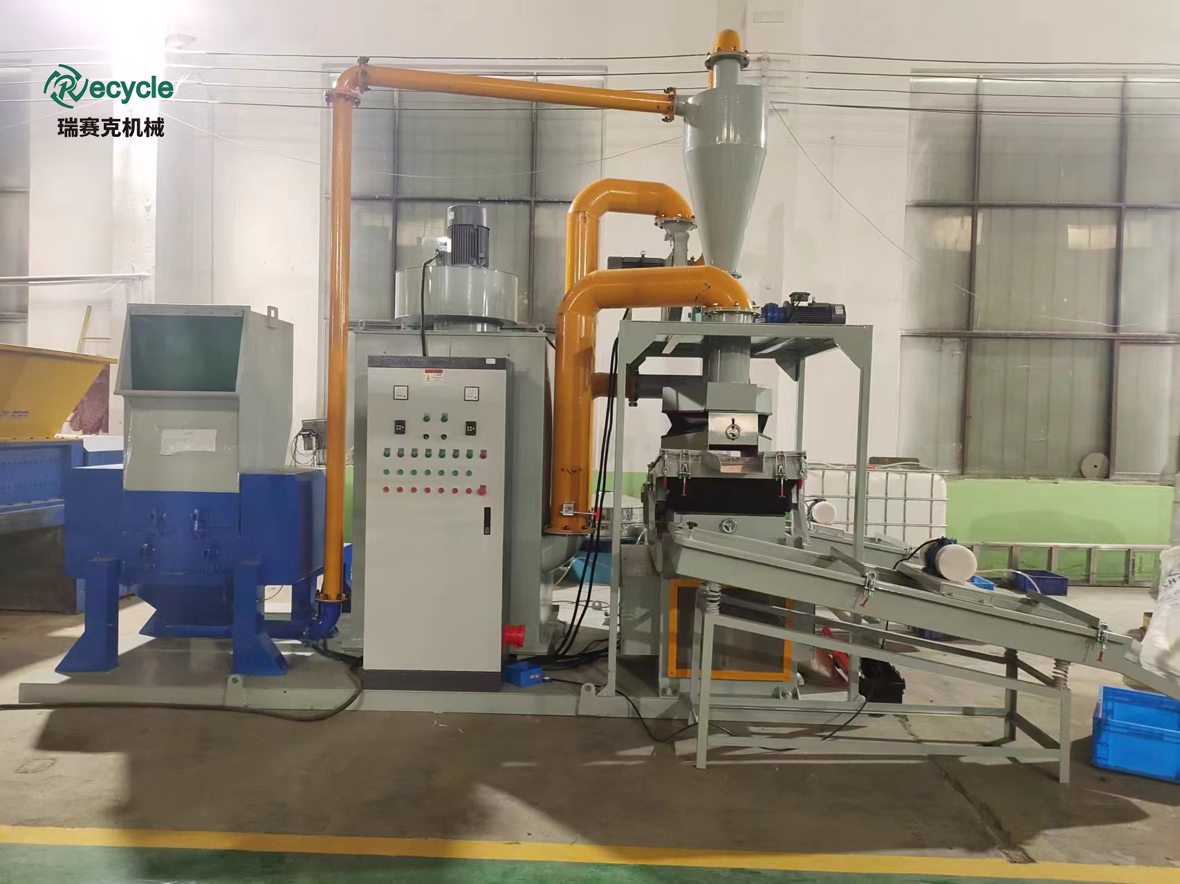 ţ������ - �����Ժ�Ϊһ��