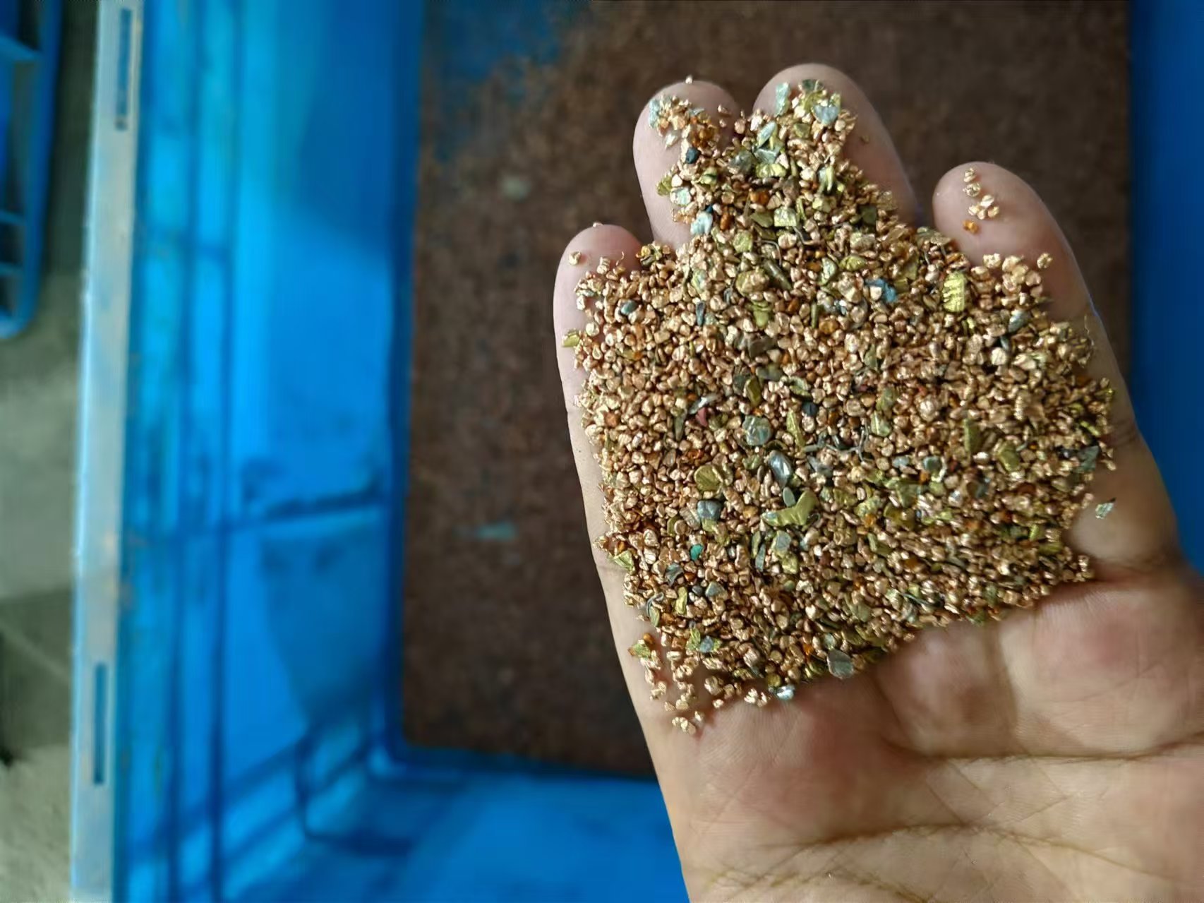 ͭ������