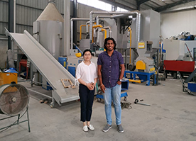 ţ������ - �����Ժ�Ϊһ��