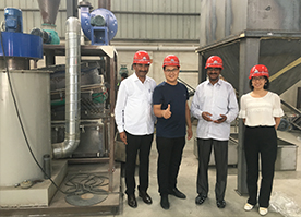 ţ������ - �����Ժ�Ϊһ��