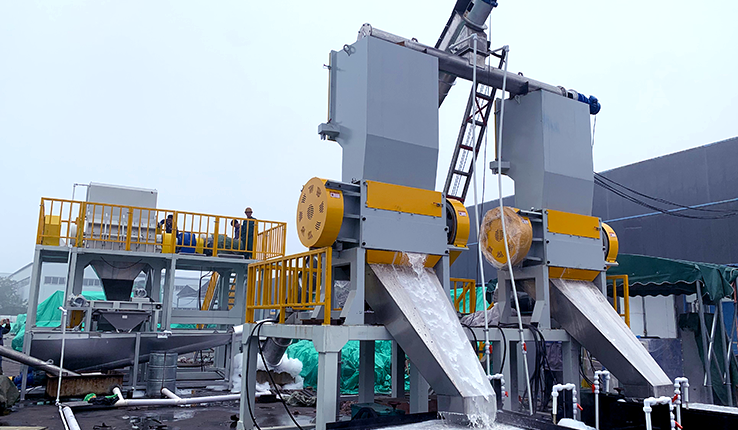 ţ������ - �����Ժ�Ϊһ��